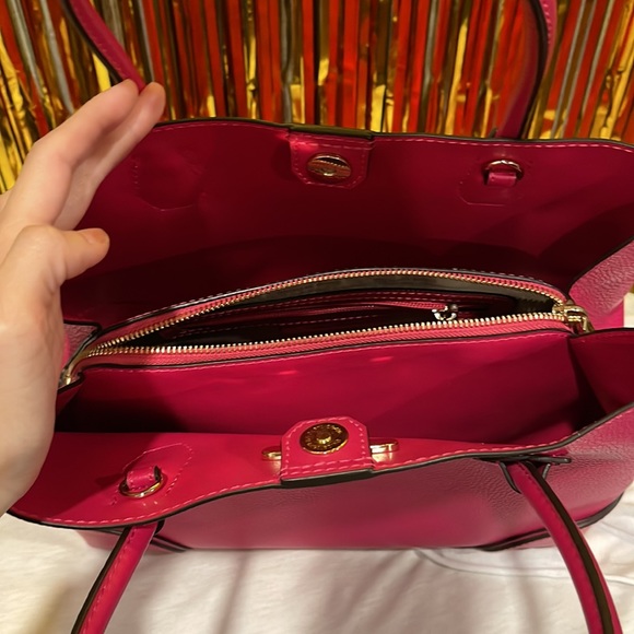 Michael Kors Mercer Corner Kors Studios Satchels Ultra Pink Medium Leather Bag - Picture 8 of 9